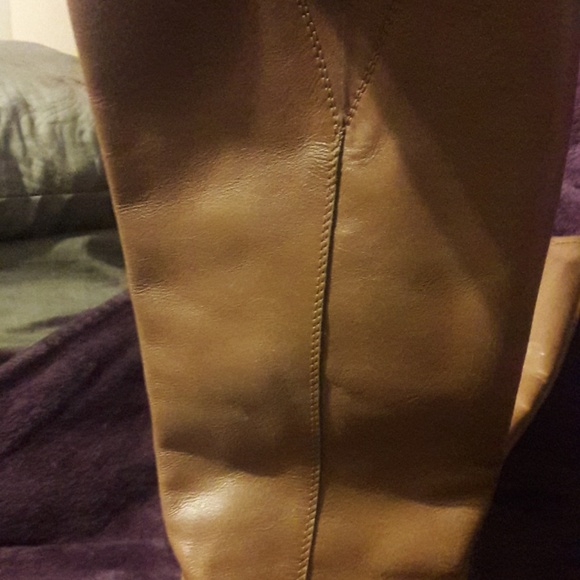 Boots - Picture 6 of 7